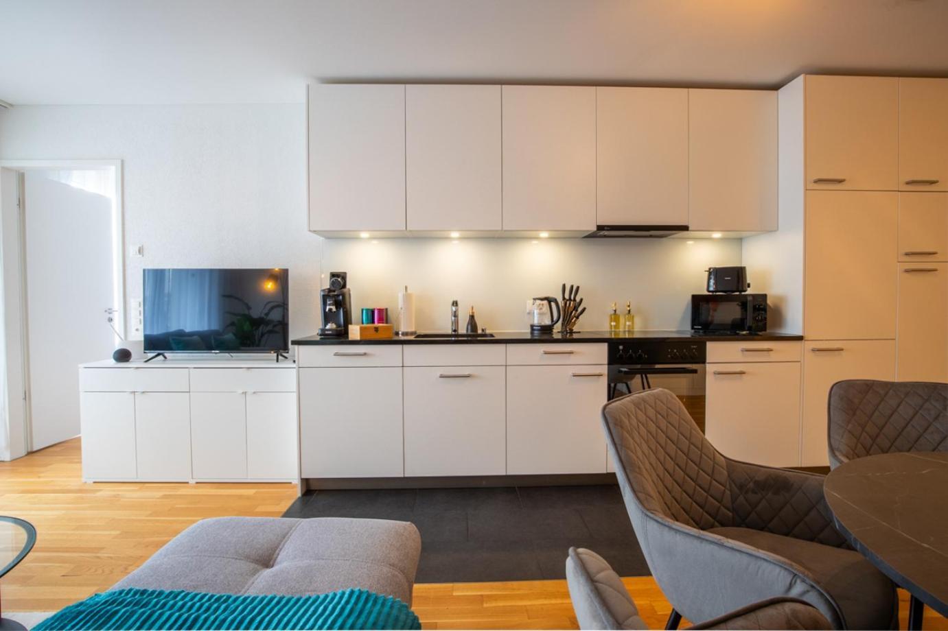 Special Einstein I Apartment Basel, Messe Kleinbasel 10-Star Extérieur photo